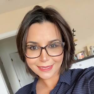 Meet your Posher, Nesrine